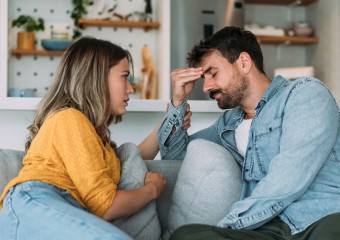 8 Toxic Behaviors You Shouldn’t Put Up With in a Relationship