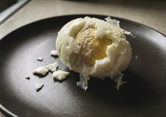 The Kitchen Trick That’ll Save You Time and Effort: Never Peel an Egg the Hard Way Again!
